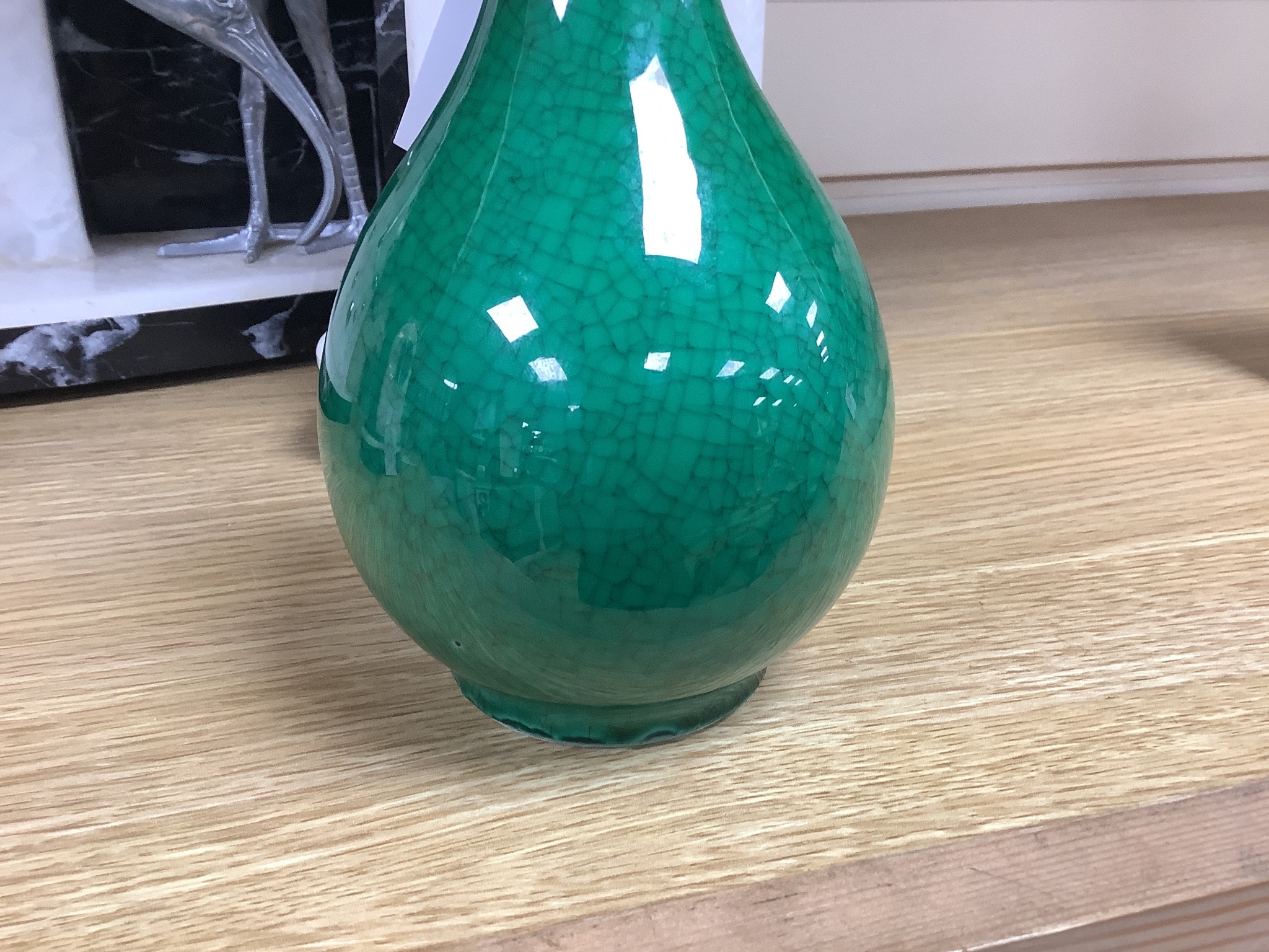 A Chinese green crackle glaze baluster vase, 16cm